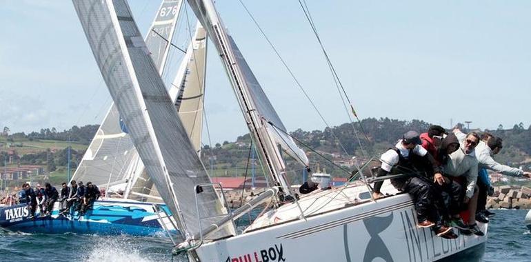El RAC abre la temporada de regatas en Gijón