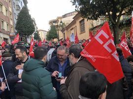 Miles de pensionistas vuelven a plantar cara al Gobierno en España