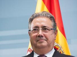 Zoido descarta relación entre las tres desapariciones de mujeres en Asturias