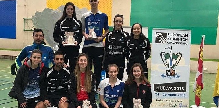 4 oros, 2 platas y 4 bronces para el Bádminton Oviedo en Medina