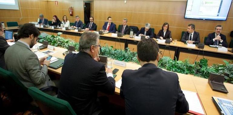 El ministro del Interior informa a los consejeros autonómicos sobre el Pacto Antiyihadista