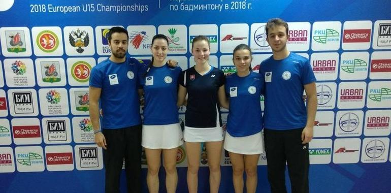 4 deportistas del CD Bádminton Asturias con la Selección Española