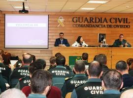 La Guardia Civil de Oviedo se forma en violencia de género