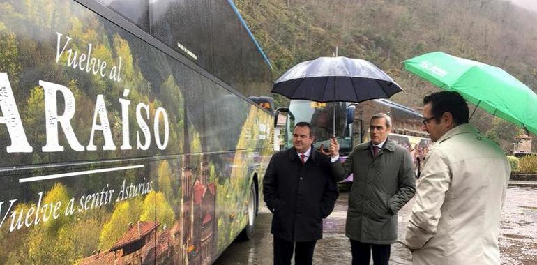 La imagen de Asturias Vuelve al Paraíso viajará en 45 autobuses por toda España