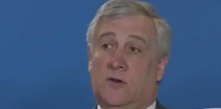 Tajani pide a Zuckerberg (Facebook) explicaciones ante el Parlamento Europeo