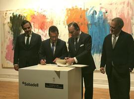 Cultura inaugura la muestra Intensa en la sala SabadellHerrero