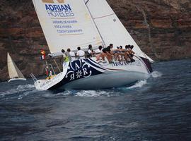 ‘Adrián Hoteles Macaronesia’ se impone en el Campeonato de España de Cruceros RI1 de Canarias