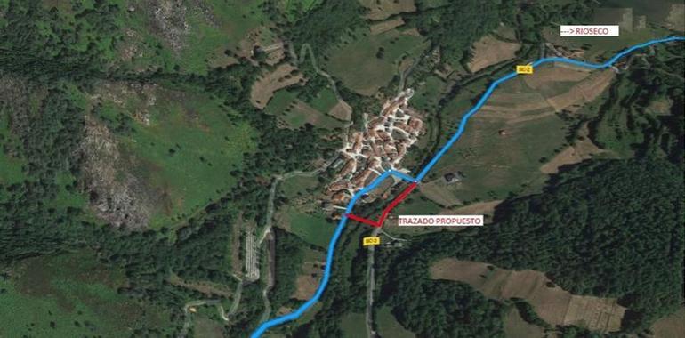 Carmen Fernández hace incapié en modificar el proyecto de la carretera entre Rioseco y Soto de Agues