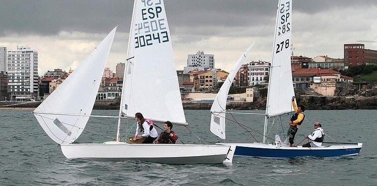 Gijón acogerá este fin de semana el XIV Trofeo Santa Catalina de vela ligera