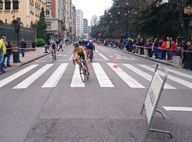 El Duatlón inunda Oviedo