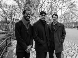  Danilo Pérez, John Patitucci y Brian Blade y Sergio Dalma  en el Teatro de la Laboral 