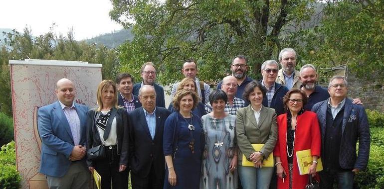 Marigel Alvarez y Apramp premios Humanitarios a la Tradición y Solidaridad