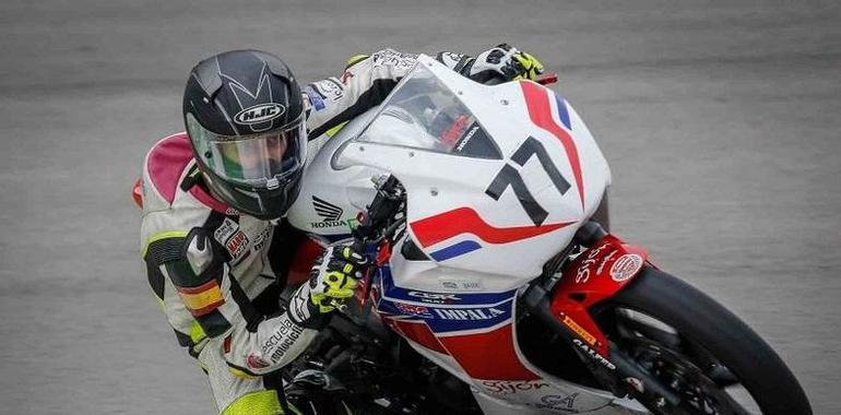 Top Ten para Adri#77 en la segunda de la Copa Honda CBR 300