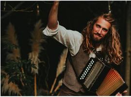 Vuelve Songs for an Ewan Day al bosque de Salinas