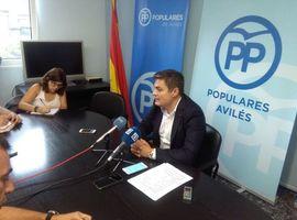El PP denuncia el aislamiento aéreo de Asturias frente a Santiago o Bilbao