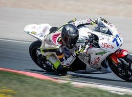 Adrián Fernández compite en Cheste con la Copa Honda CBR