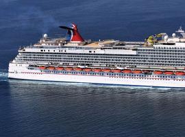 Un nuevo crucero llegó hoy a Gijón con 3.500 pasajeros