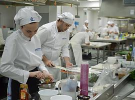 Alumnos del IES Leopoldo Alas Clarín pasan a la final del concurso ‘Cocina con Quescrem’