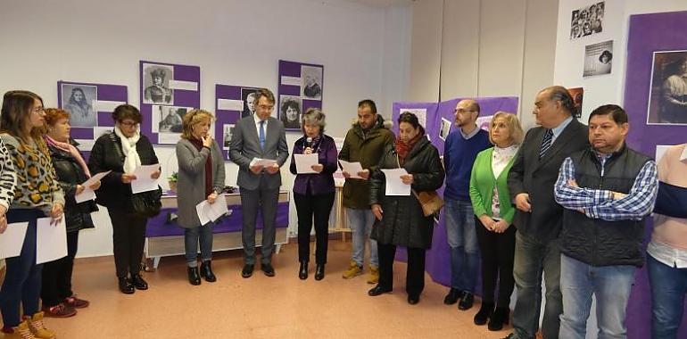 Una muestra fotográfica y un manifiesto inauguran la agenda coyantina por el Día de la Mujer
