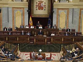 Los españoles invitarían a cenar a Sánchez y Rivera