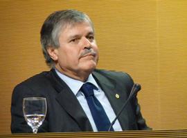 Uruguayos en España viven la crisis con "angustia e incertidumbre"