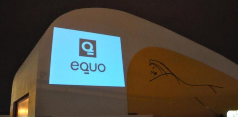 Equo inició la campaña con una pegada virtual en el Niemeyer