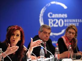 La presidenta de Argentina llama en Cannes a "volver al capitalismo serio"
