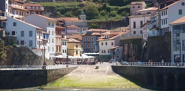 El puertu de Cudillero, más confortable en dos meses