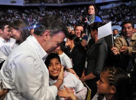 Colombia luchará contra la pobreza, que alcanza a 17 millones de personas