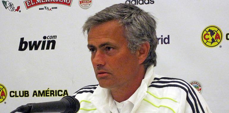 La UEFA estudia expedientar a Mourinho por sus declaraciones