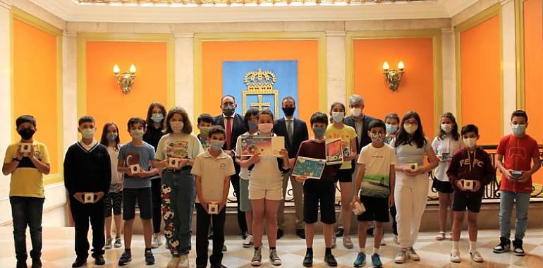 Jóvenes ilustradores con premios Aqualia