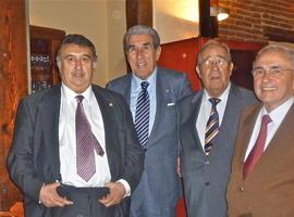 José Luis Poyal presentó en Madrid 'Apuntes políticos sobre la transición'