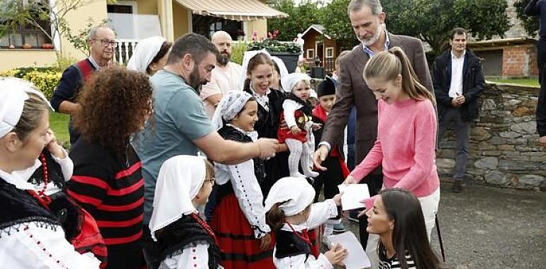 Cadavedo recibe su reconocimiento como Pueblo Ejemplar de Asturias