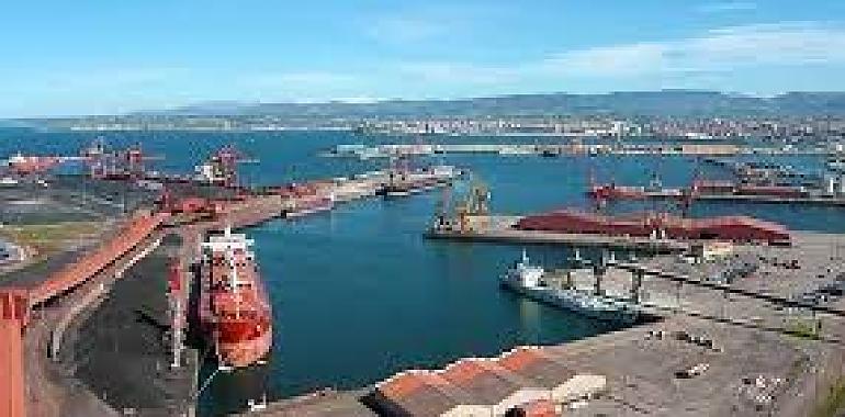 El tráfico portuario sigue creciendo en el puerto de Gijón superando los 17 millones de toneladas
