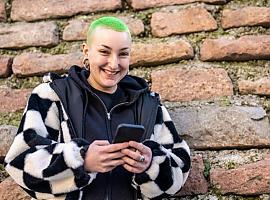 Detalles y rasgos que te pueden hacer pensar que la novia de tu hijo es una persona tóxica para él