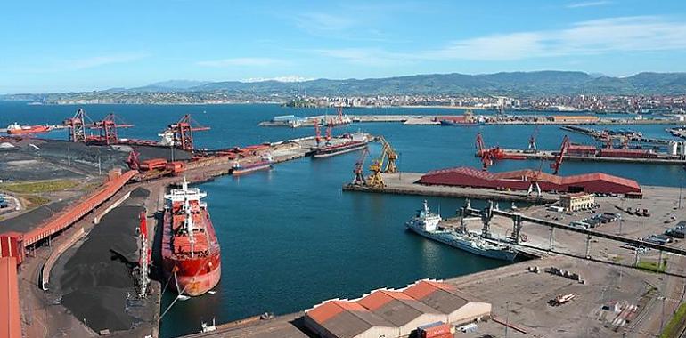 El Puerto de Gijón mueve en lo que llevamos de año 14,8 millones de toneladas