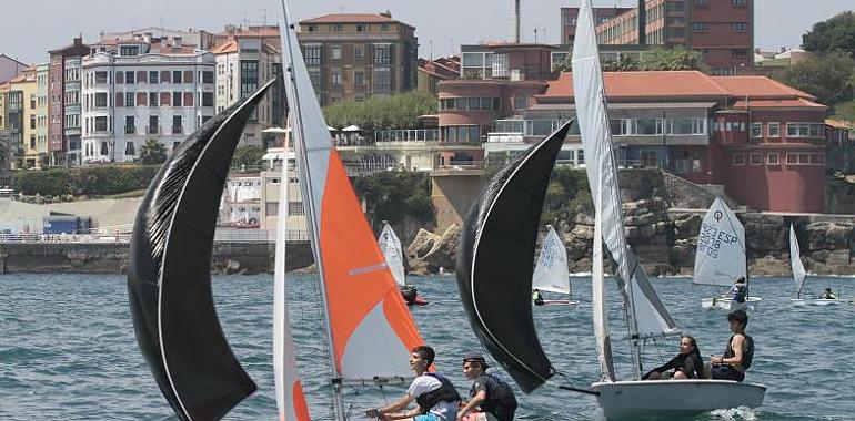 Este fin de semana tendrá lugar en la bahía de San Lorenzo la décimo novena edición del Trofeo de la Hispanidad de Vela Ligera