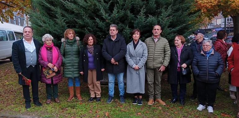 San Martín del Rey Aurelio honra a las víctimas del nazismo con la instalación de cuatro piedras de la memoria