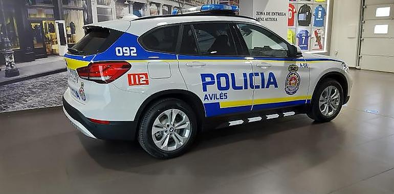 La Policía Local de Avilés refuerza su flota con nuevos vehículos híbridos y motocicletas