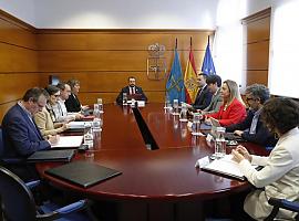 Apoyo al medio rural por parte del Gobierno del Principado que pide que la UE reduzca la presión burocrática sobre la ganadería y la agricultura