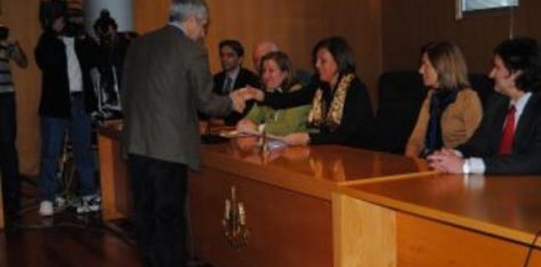 Llamazares advierte que IU actuará como “un caballo de Trolla” contra la mayoría del PP 