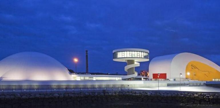 El Centro Niemeyer conquista a casi 400.000 visitantes en 2023, consolidándose como un referente cultural