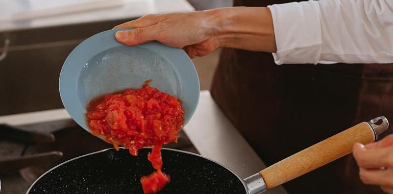 Cocineros Michelin se unen a jóvenes de Asturias y EE. UU. para promover la cocina saludable y sostenible