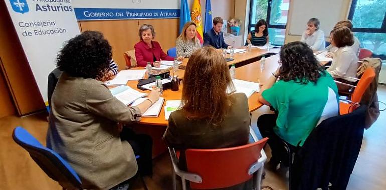 La consejera Lydia Espina marca las pautas para el próximo curso escolar en el Plan de Coeducación