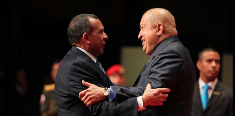 Porfirio Lobo plantea creación de Foro Permanente de Afrodescendientes e Indígenas 