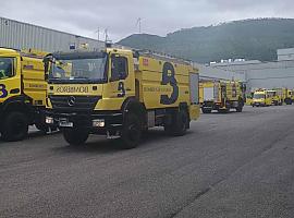Impactante incendio en empresa láctea de Navia controlado por bomberos del SEPA