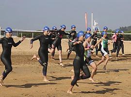 El Campeonato de Asturias de Triatlón Sprint y Nacional Militar reúnen en Gijón a la élite del triatlón