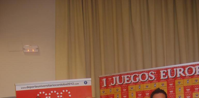 La Universidad de Córdoba distingue a los taekwondistas Sara López Montes y Andrés Muñoz Cuenca 