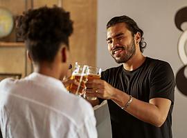 ¿Beber alcohol mejora tu capacidad para hablar un idioma extranjero  Parece que sí