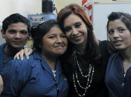Cristina prometió seguir gobernando para "mejorar la calidad de vida de los argentinos"